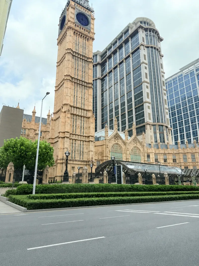 The Big Ben replica at The Londoner Macao